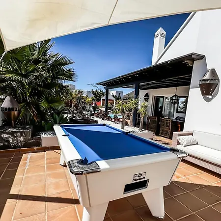 Villa Canis Tias Exterior photo